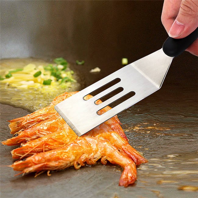 P1451 Stainless Steel Kitchen Multi-purpose Fried Fish Spatula Steak Shovel with Plastic Handle